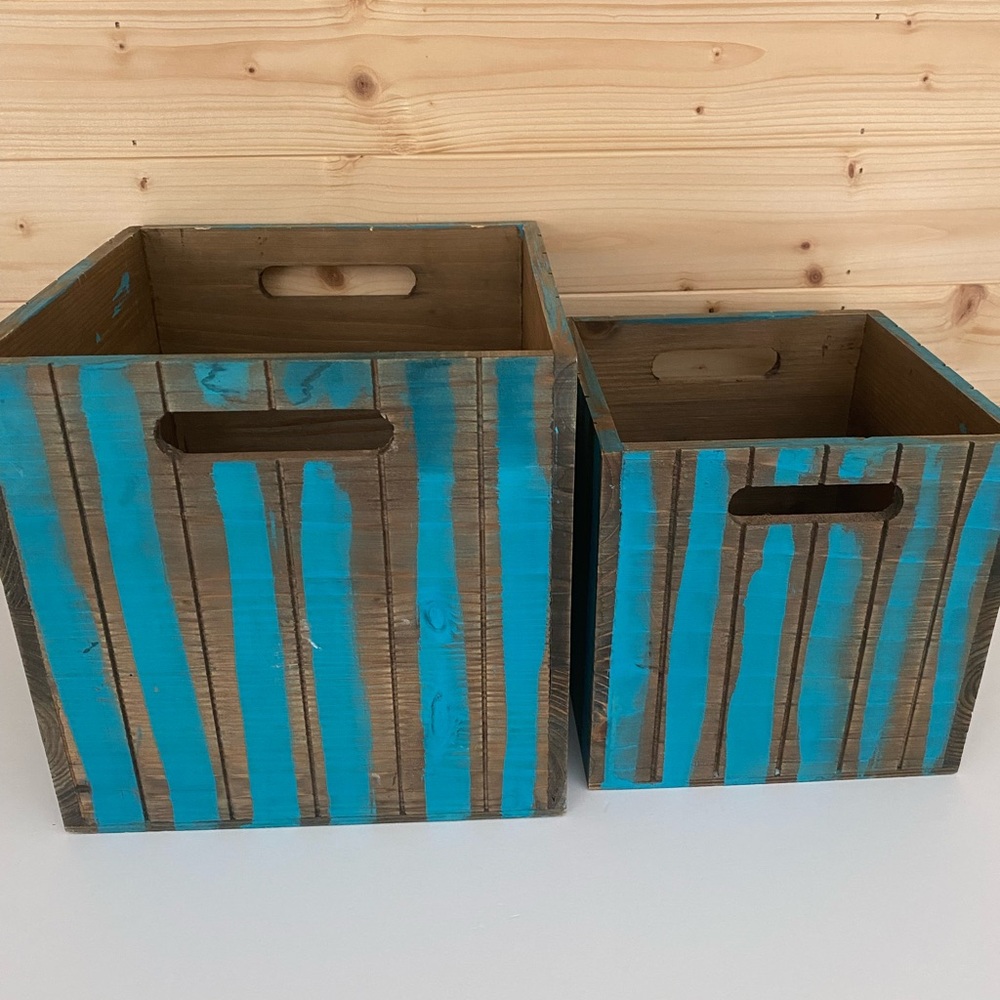 Rustic Farmhouse Wooden Storage Bin Set 2 Piece Built-In Handles Country Cottage - Picture 3 of 11